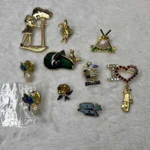 Golf Lover Gift Idea Lapel Pin Lot Birdie Award Chip Female Girl Golfer Chipmunk